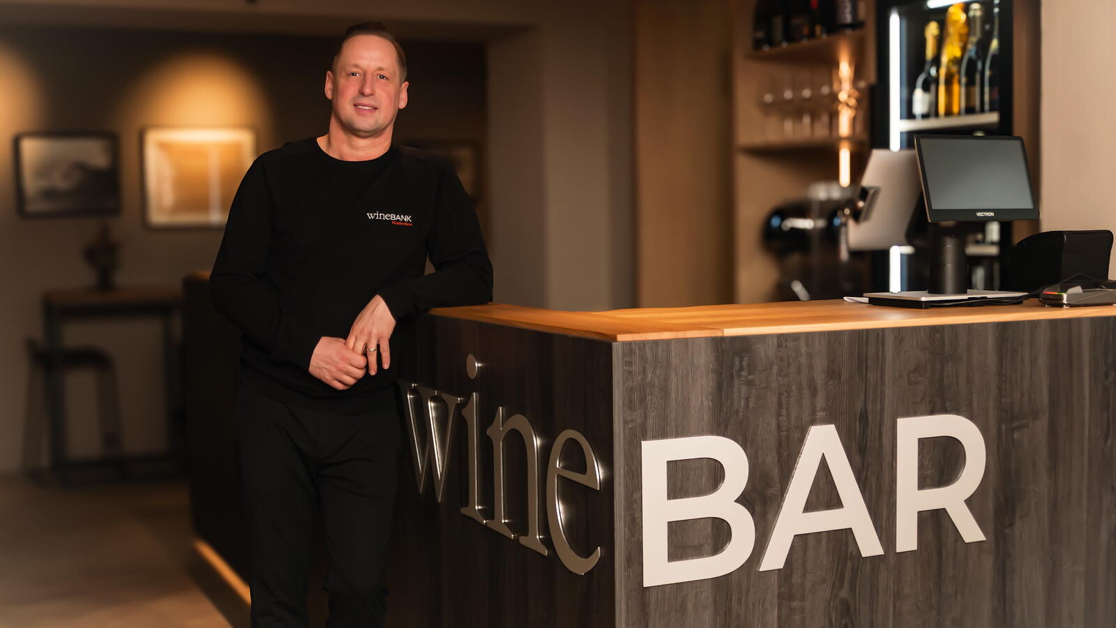 Markus Maßen ist der Barmanager der WineBar im Haus Erholung